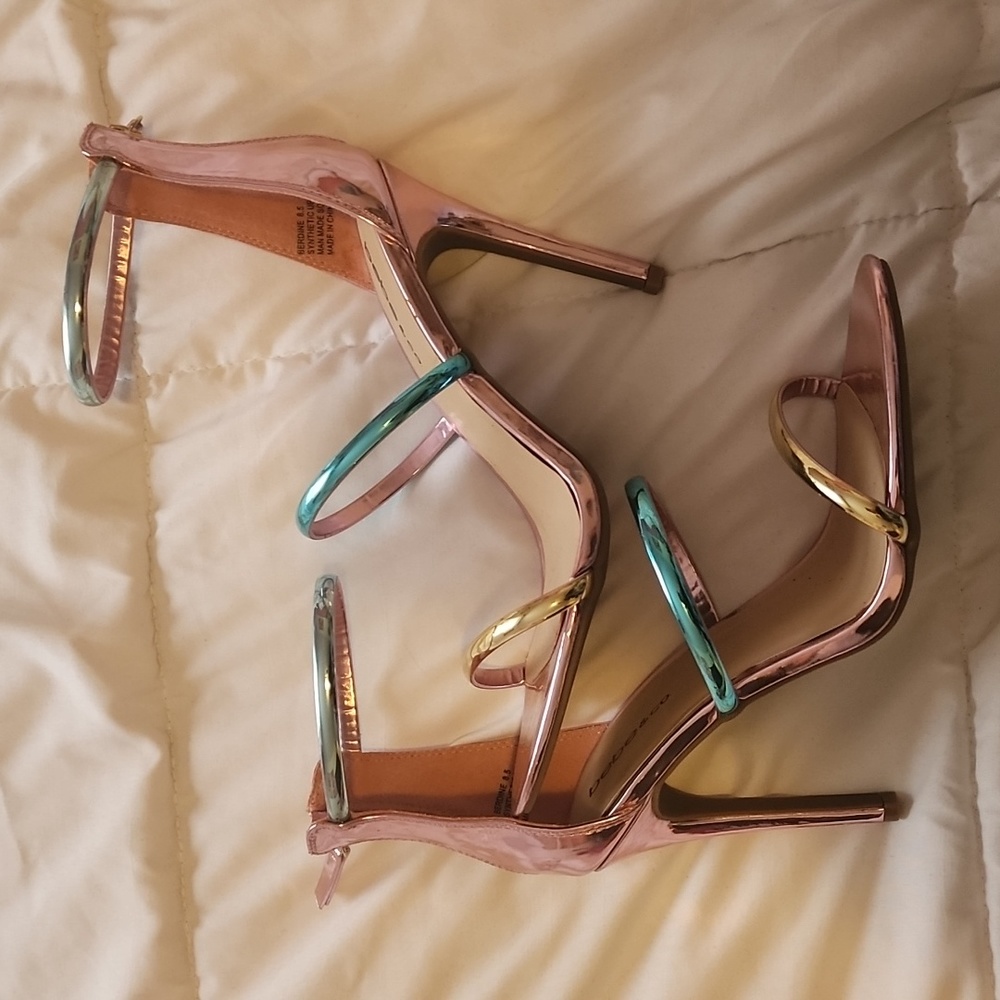 Never worn multi color metallic heeled sandal